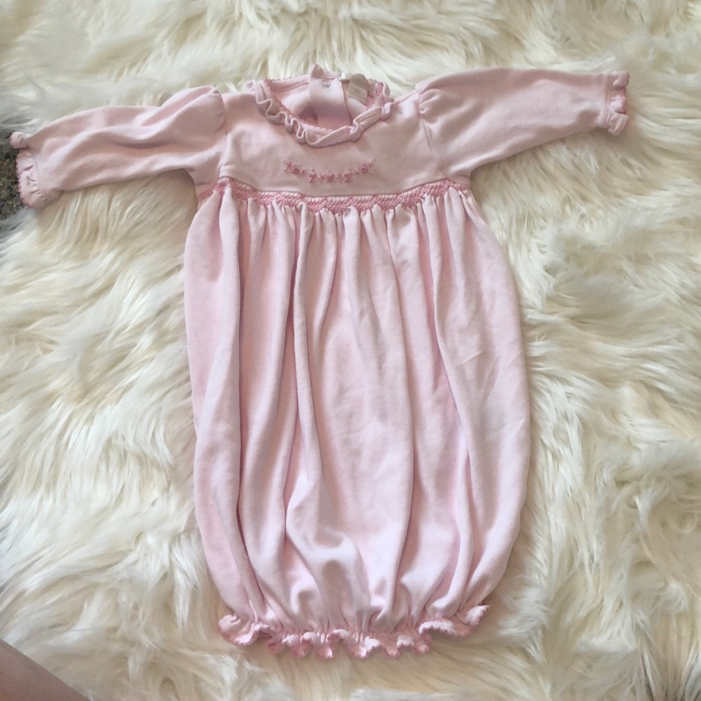 Newborn Kissy Kissy gown!